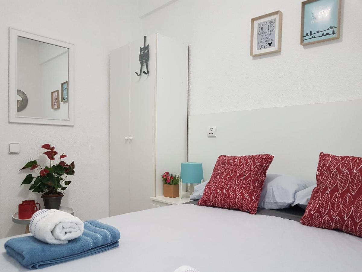 Centric Rooms Mercado Аликанте Екстериор снимка