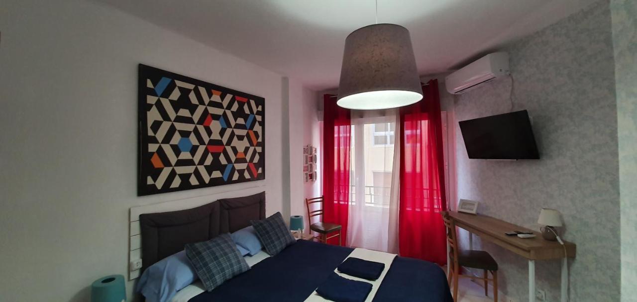 Centric Rooms Mercado Аликанте Екстериор снимка