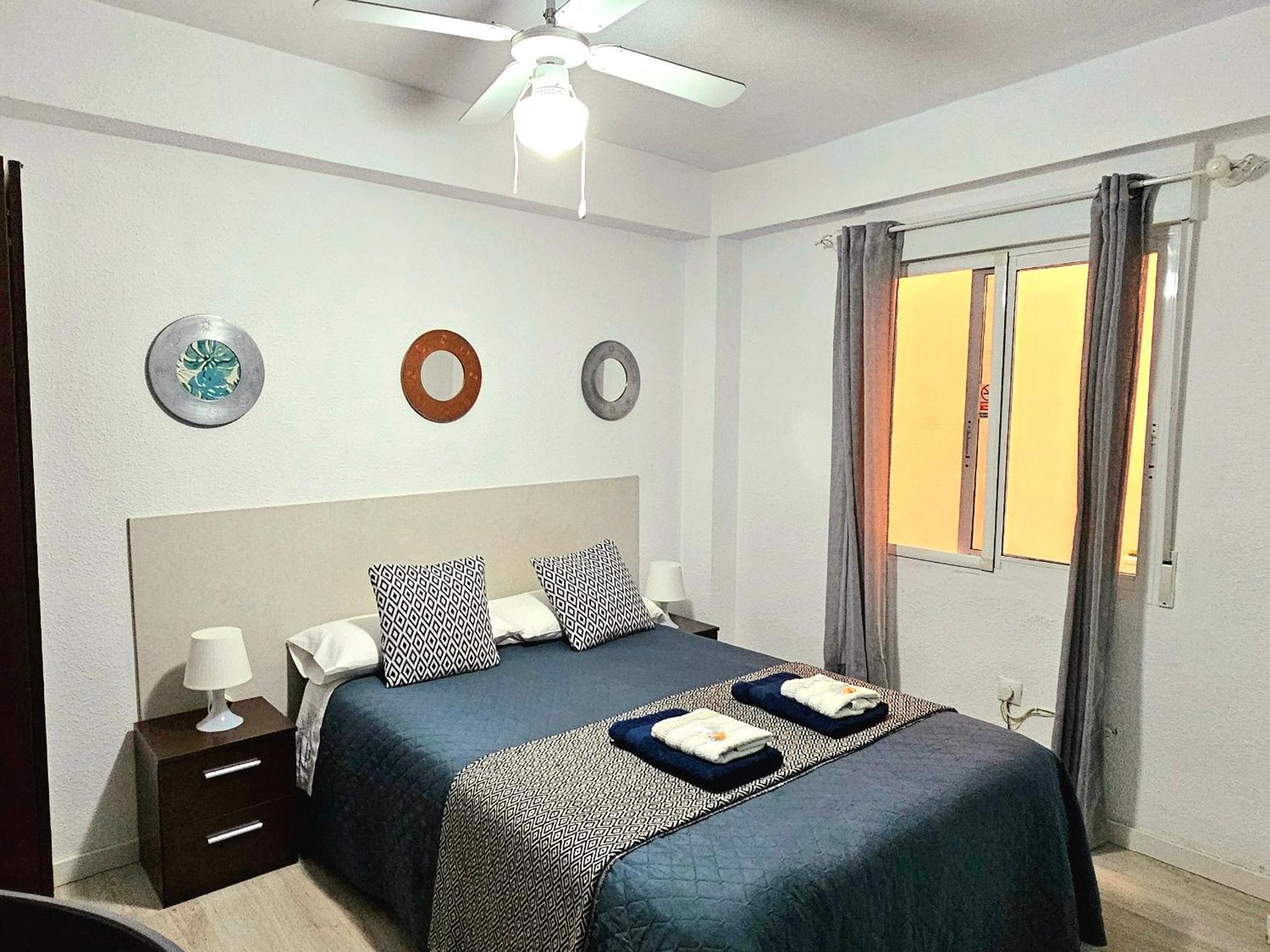Centric Rooms Mercado Аликанте Стая снимка
