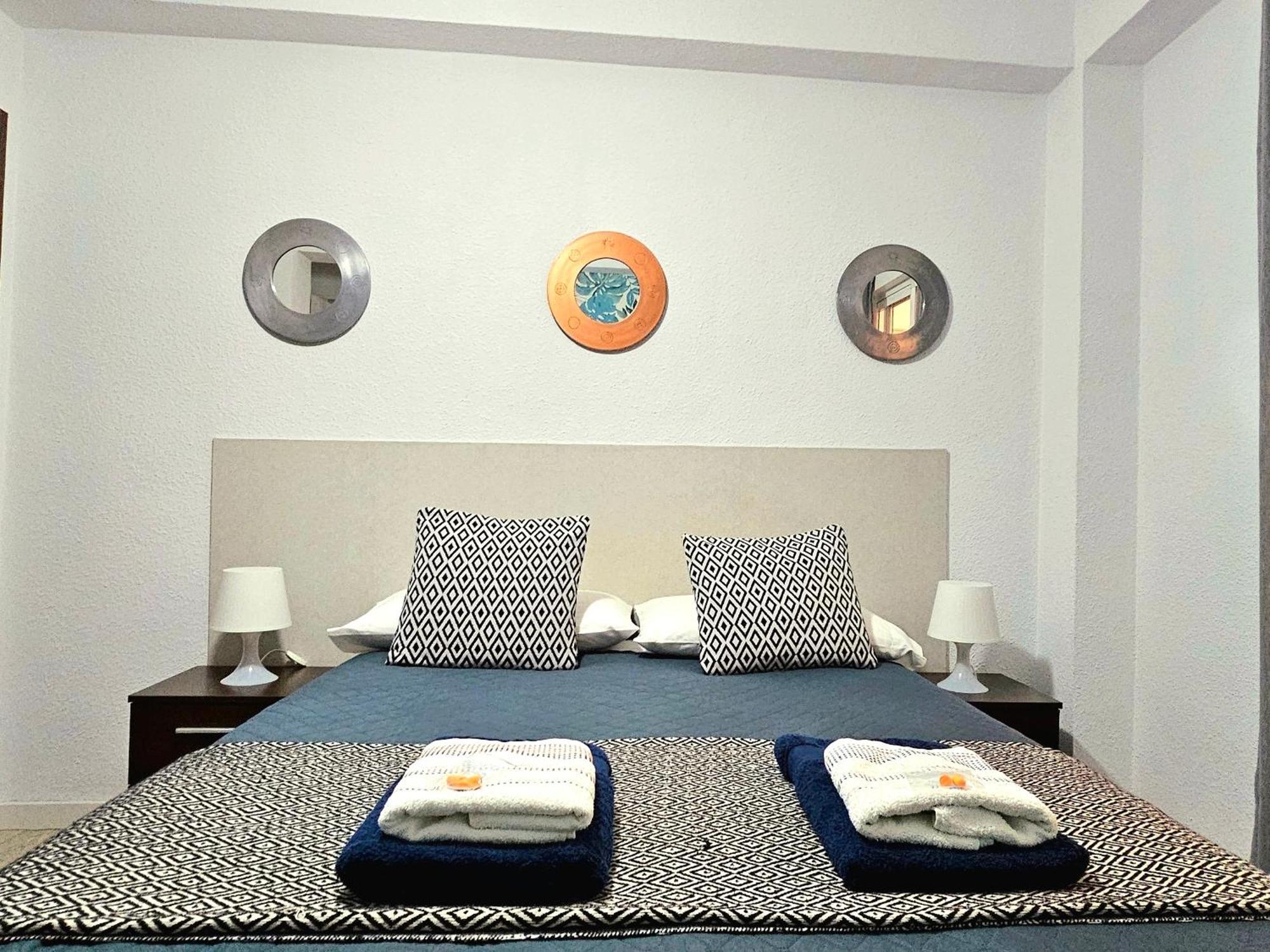 Centric Rooms Mercado Аликанте Стая снимка